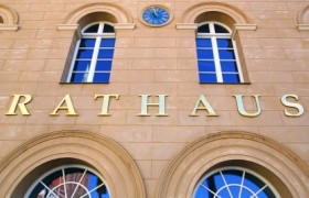 Rathaus Öffentlicher Dienst - Verwaltung im Rathaus